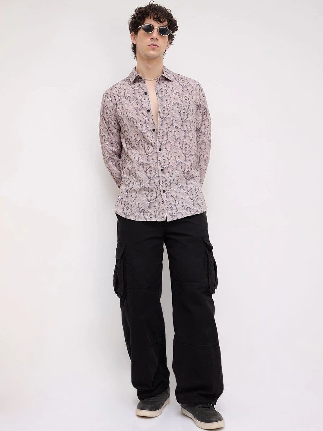 VASTRADO Men Classic Slim Fit Floral Printed Casual Shirt thumbnail 2