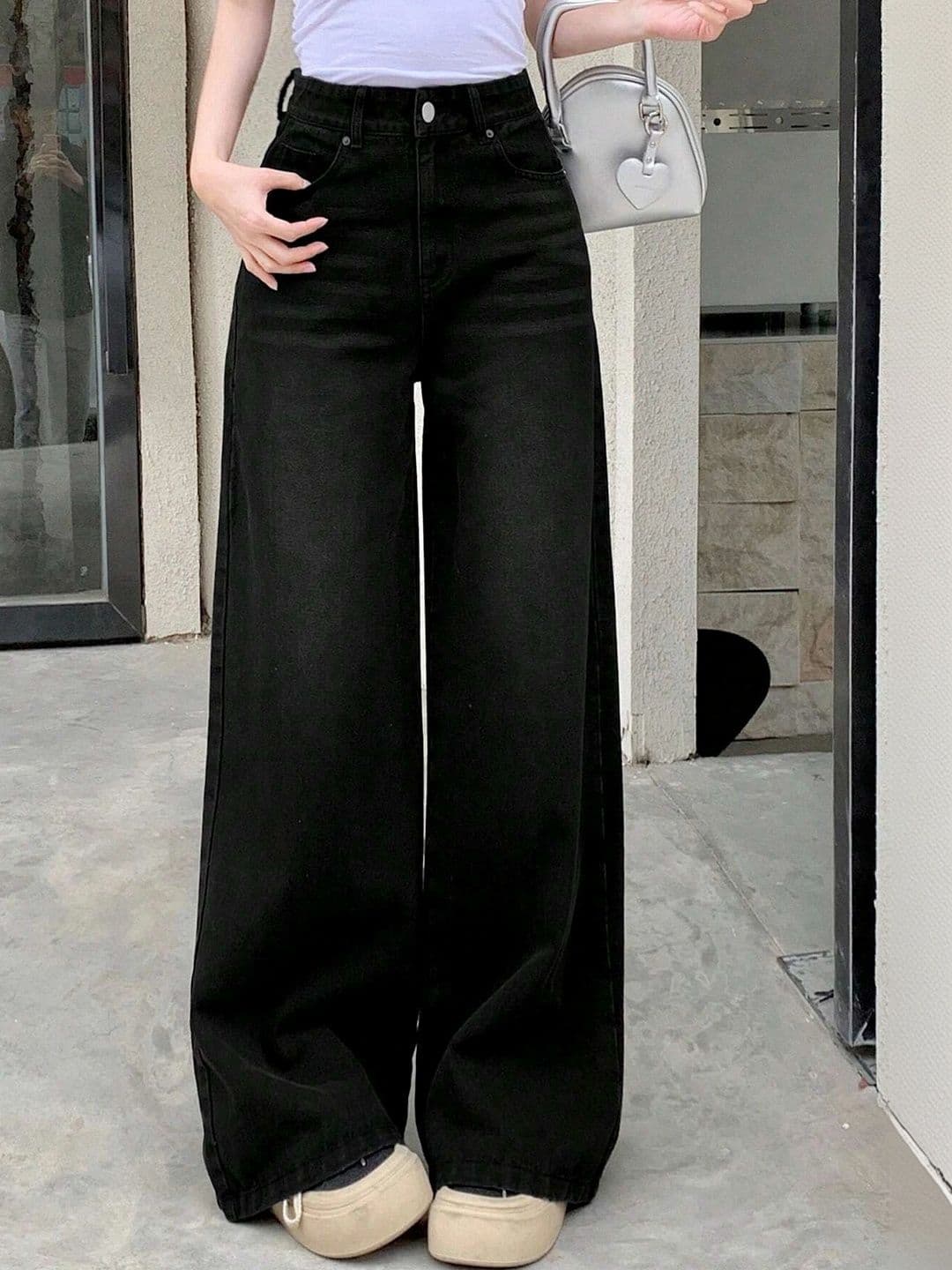 AAV2 Women Wide Leg High-Rise Light Fade Stretchable Jeans - view 1