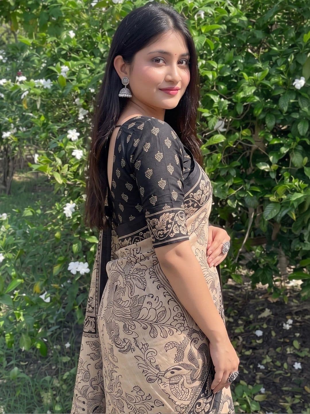 IndianRang Kalamkari Linen Blend Fusion Saree thumbnail 4