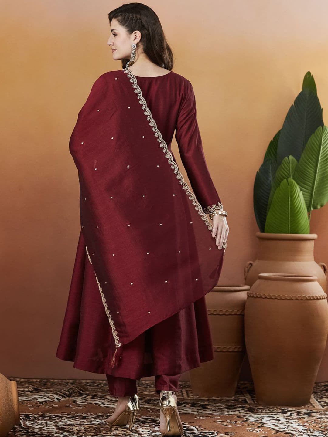 MOKOSH Women Silk Embroidered Anarkali Kurta And Pant Set With Dupatta thumbnail 4