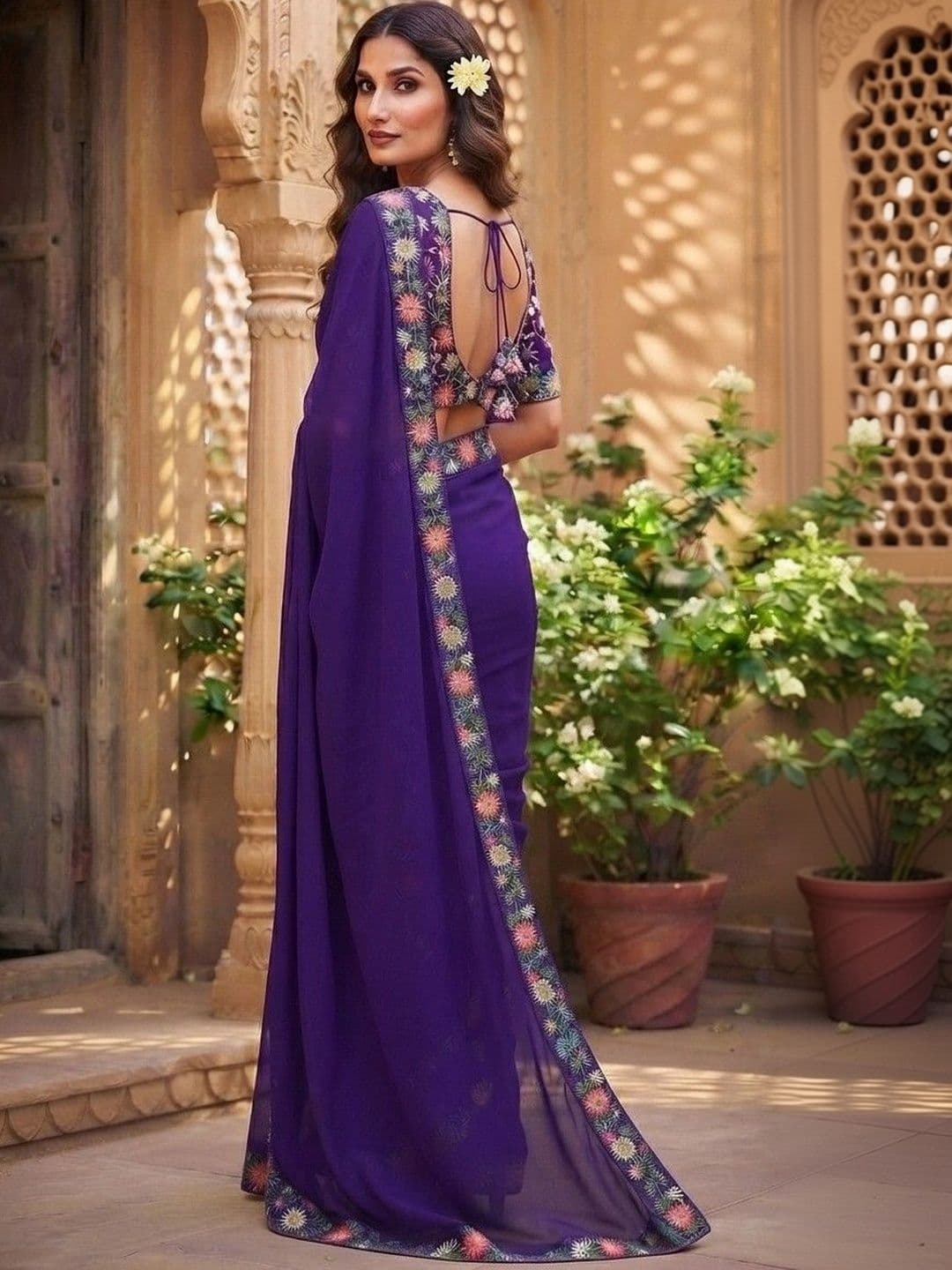 SmileyFashion Floral Embroidered Art Silk Saree thumbnail 3