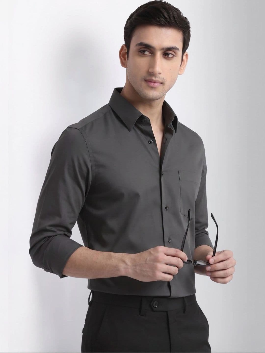 URBANICE Men Premium Slim Fit Solid Spread Collar Cotton Casual Shirt thumbnail 7