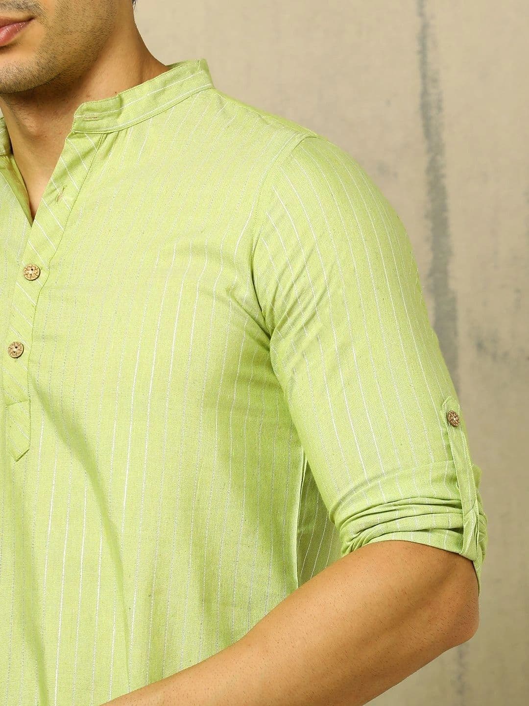 Anouk Woven Design Solid Cotton Handloom Mandarin Collar Short Kurta thumbnail 6