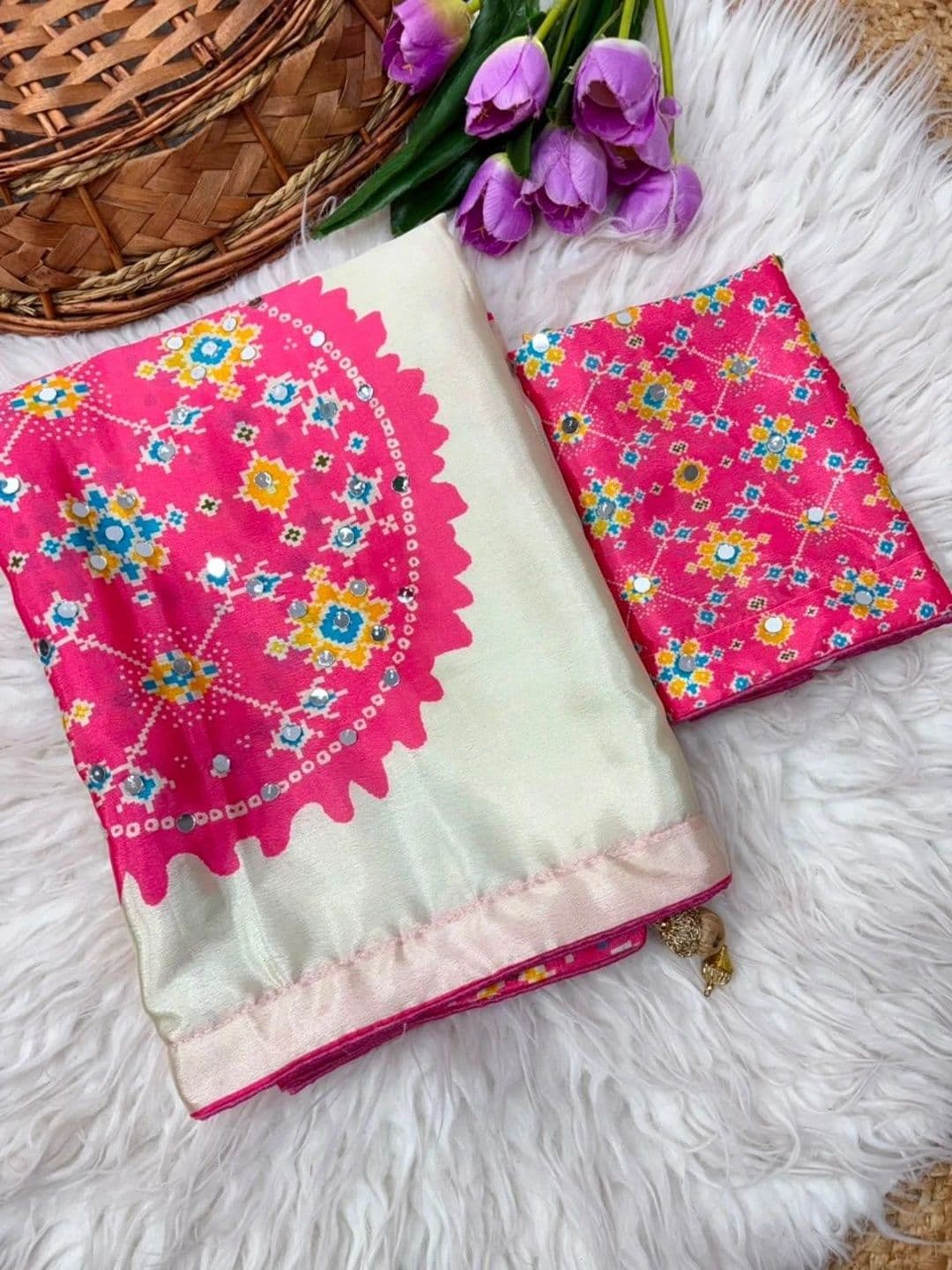 DJV Fashion Woven Design Mirror Work Silk Blend Bagh Saree thumbnail 3
