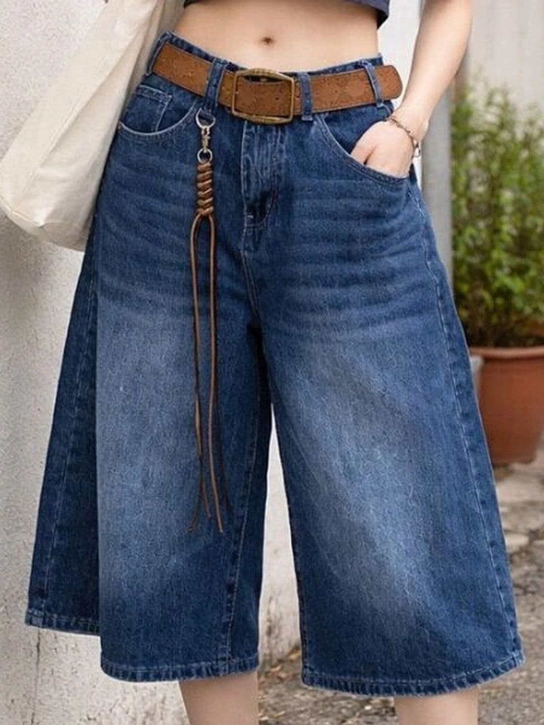 AAV2 Women Wide Leg High-Rise Light Fade Stretchable Jeans - view 1