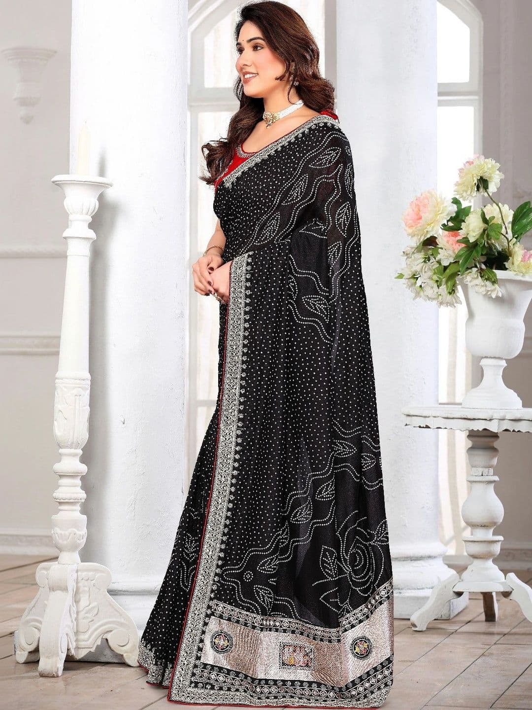 SmileyFashion Bandhani Embroidered Art Silk Designer Saree thumbnail 3
