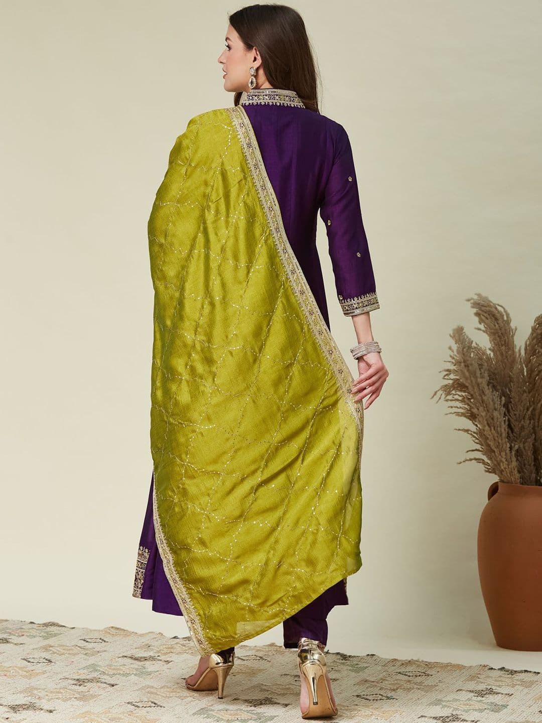 MOKOSH Women Silk Embroidered Anarkali Kurta and Pant with Dupatta Set thumbnail 2