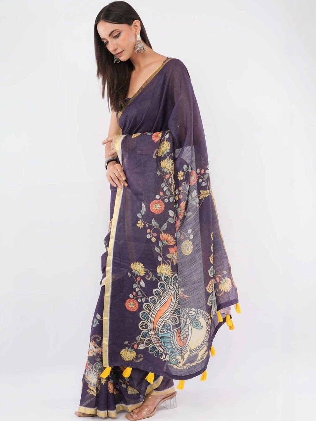 SAMANTHA Floral Linen Blend Belted Saree - view 1