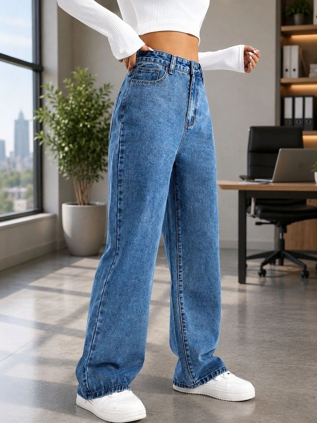 DENIMLOOK Women Flared High-Rise Light Fade Jeans thumbnail 2