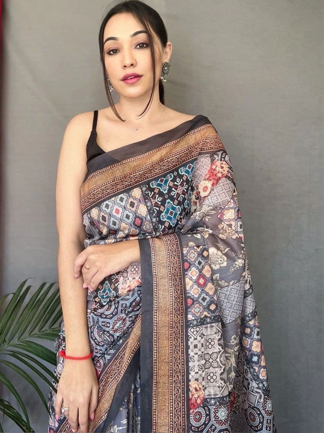 Mitera Kalamkari Saree thumbnail 2