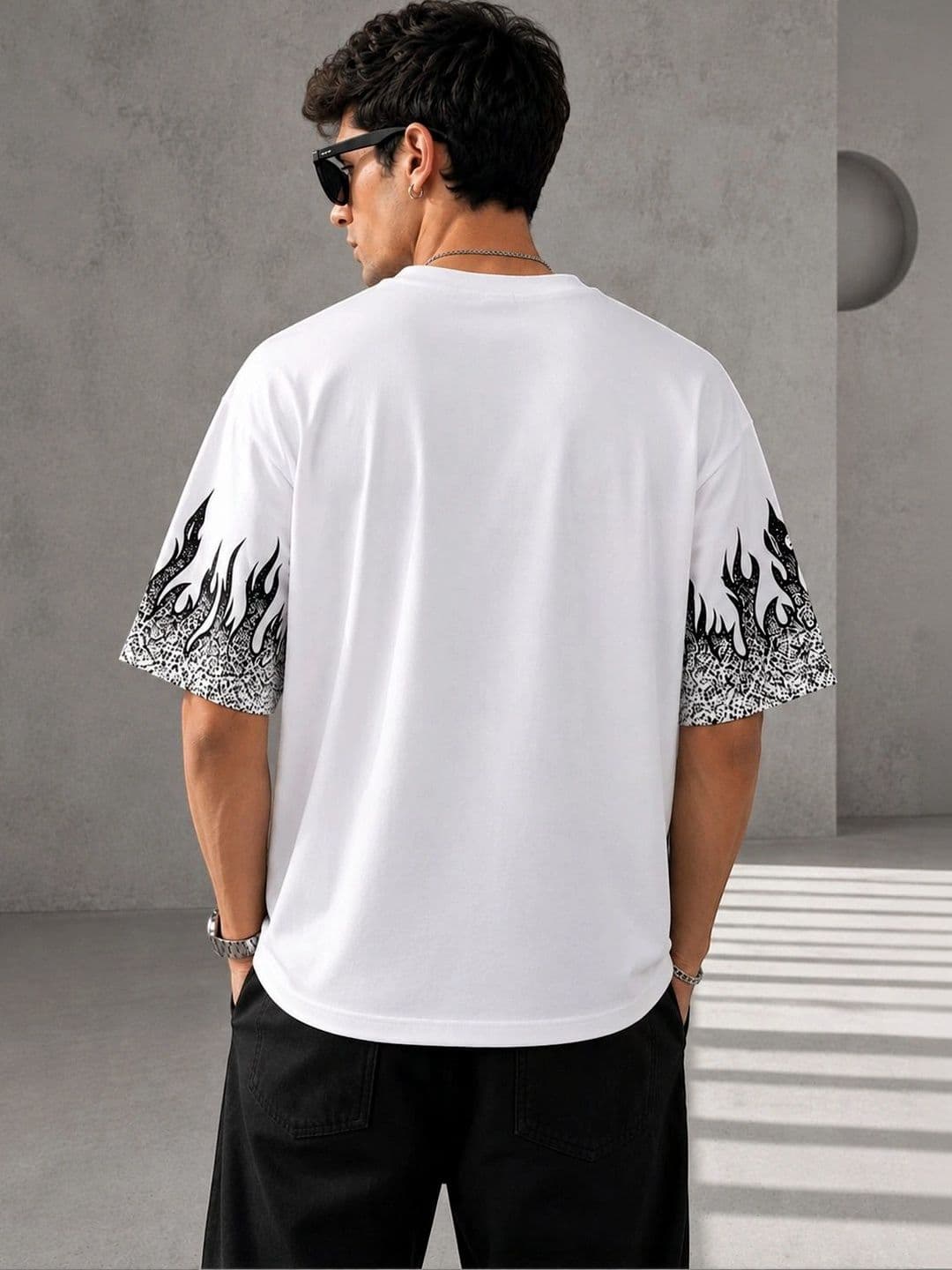 BOOM BAAM Men Printed Drop-Shoulder Sleeves T-shirt thumbnail 2