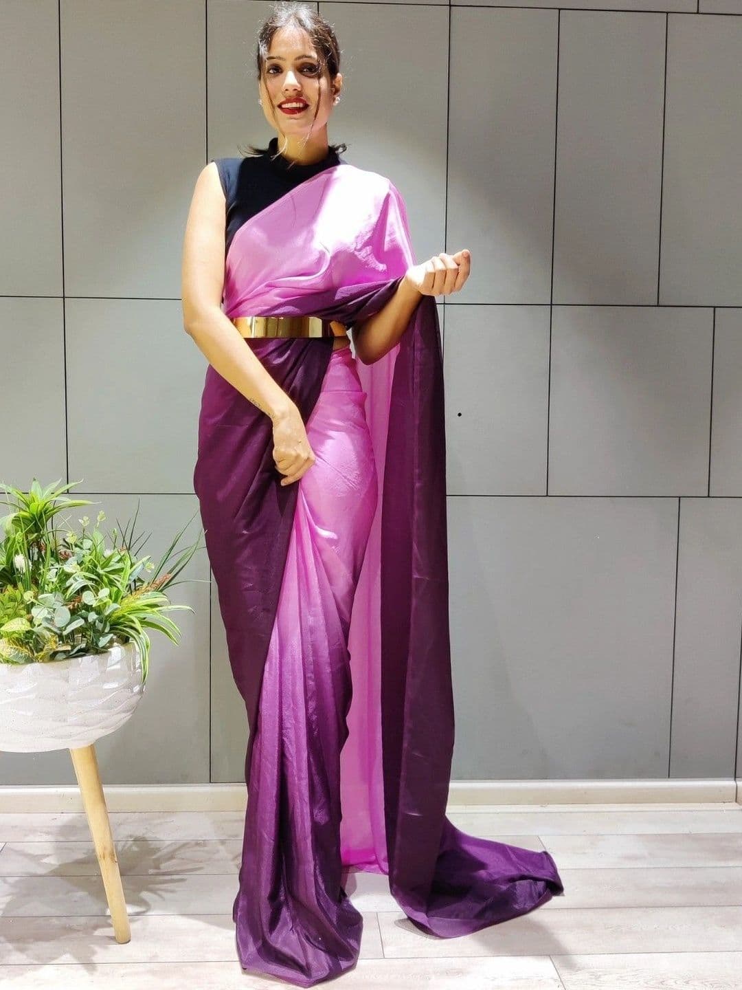 Sangria Ombre Poly Chiffon Belted Maheshwari Saree - view 1