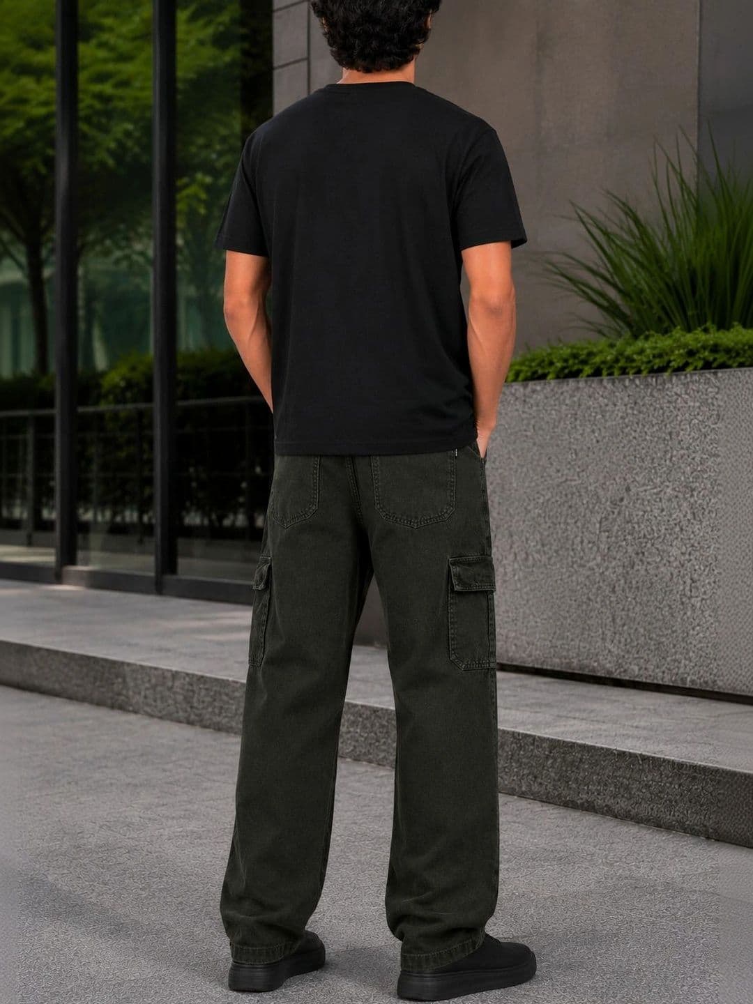 MQ Denim Men Straight Fit Mid-Rise Jeans thumbnail 4