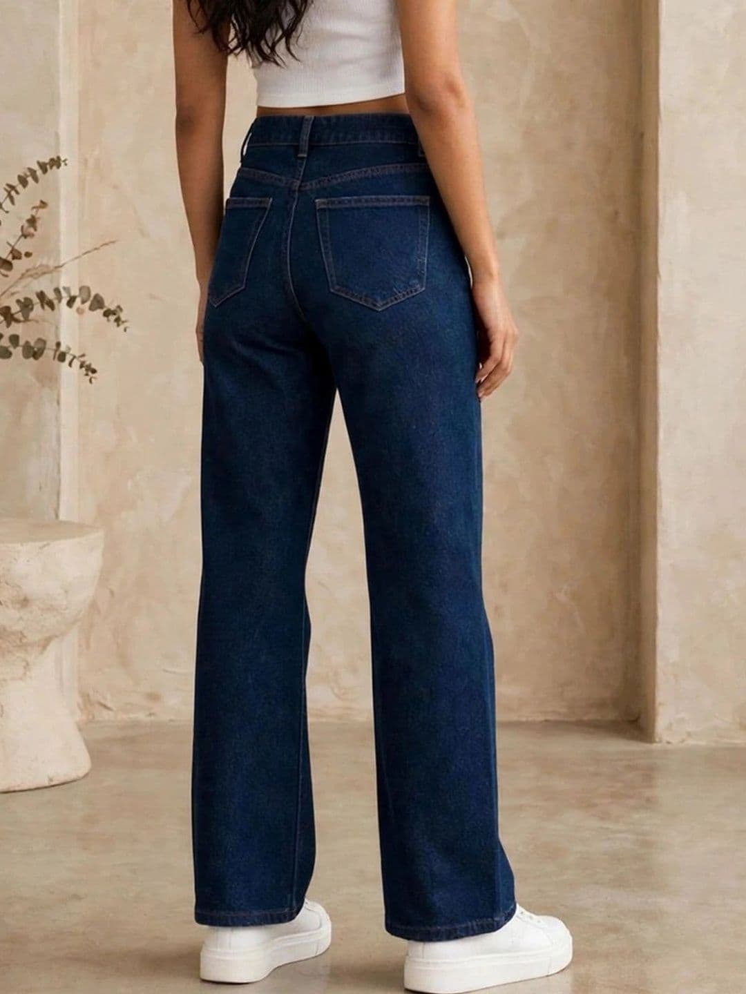 LINARIA Women Classic Regular Fit Mid-Rise Stretchable Jeans thumbnail 5