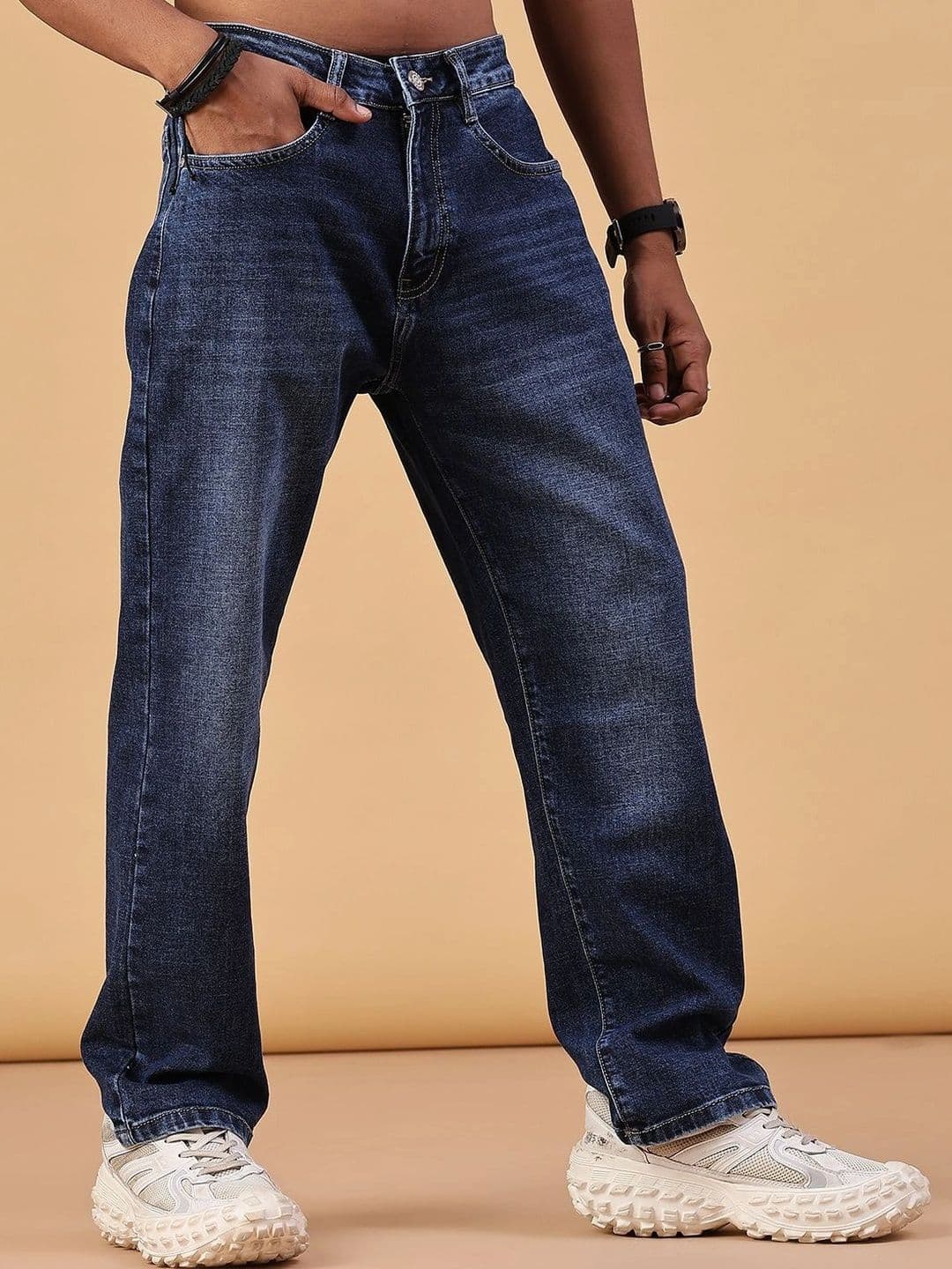 V-Mart Men Regular Fit Mid-Rise Jeans thumbnail 4