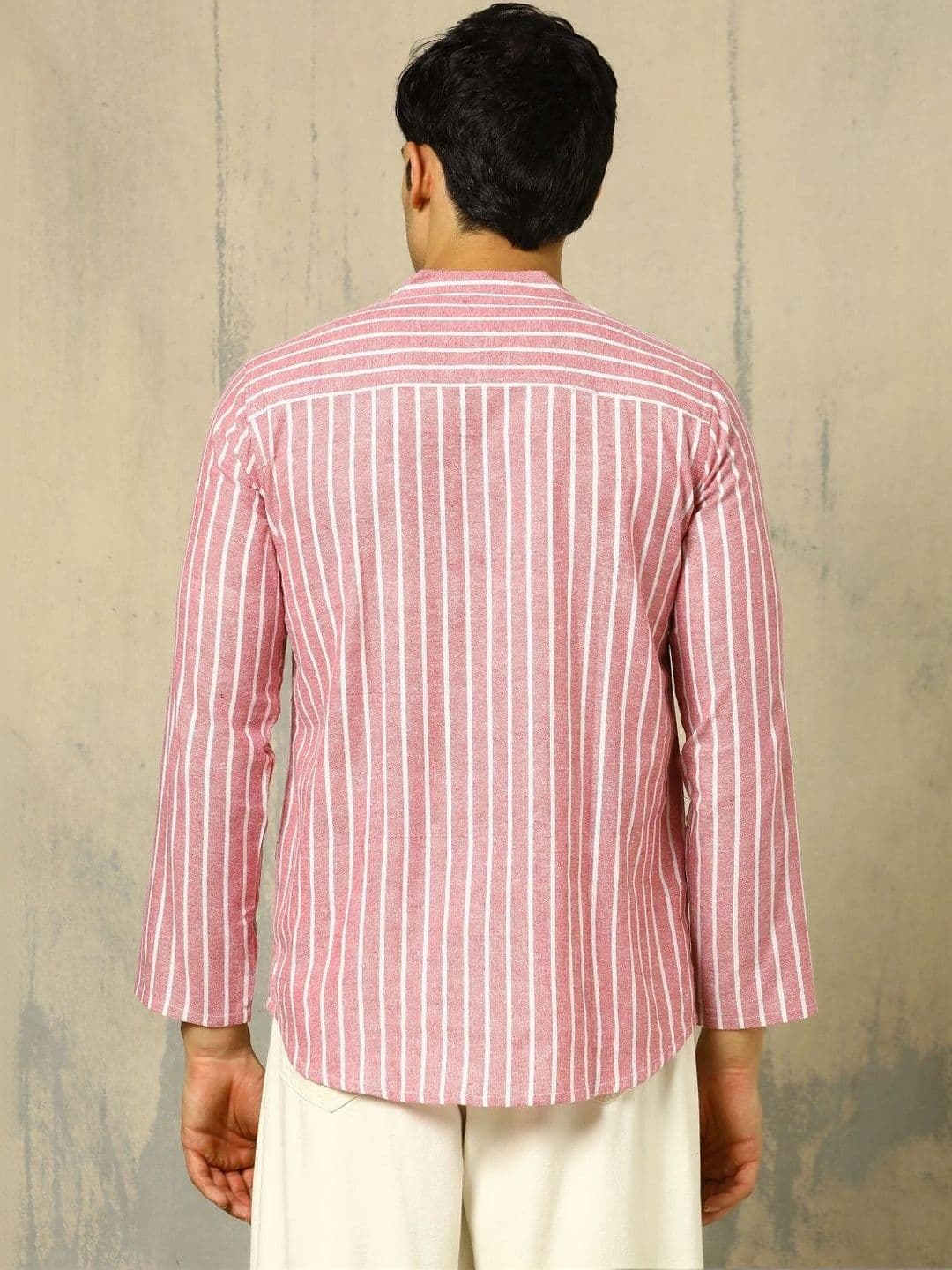 Anouk Woven Design Striped Cotton Handloom Mandarin Collar Short Kurta thumbnail 2