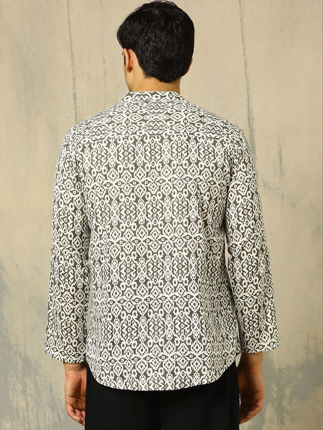 Anouk Men Ethnic Motifs Printed Indie Prints Kurta thumbnail 6