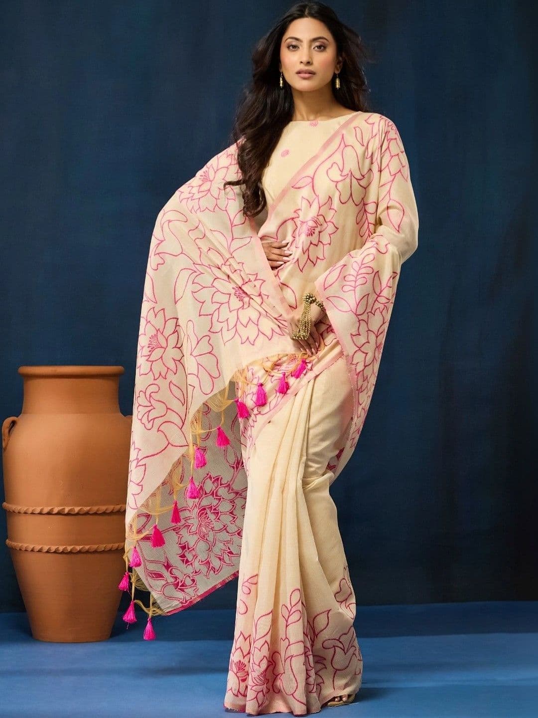 kasee Floral Pure Cotton Designer Saree thumbnail 6