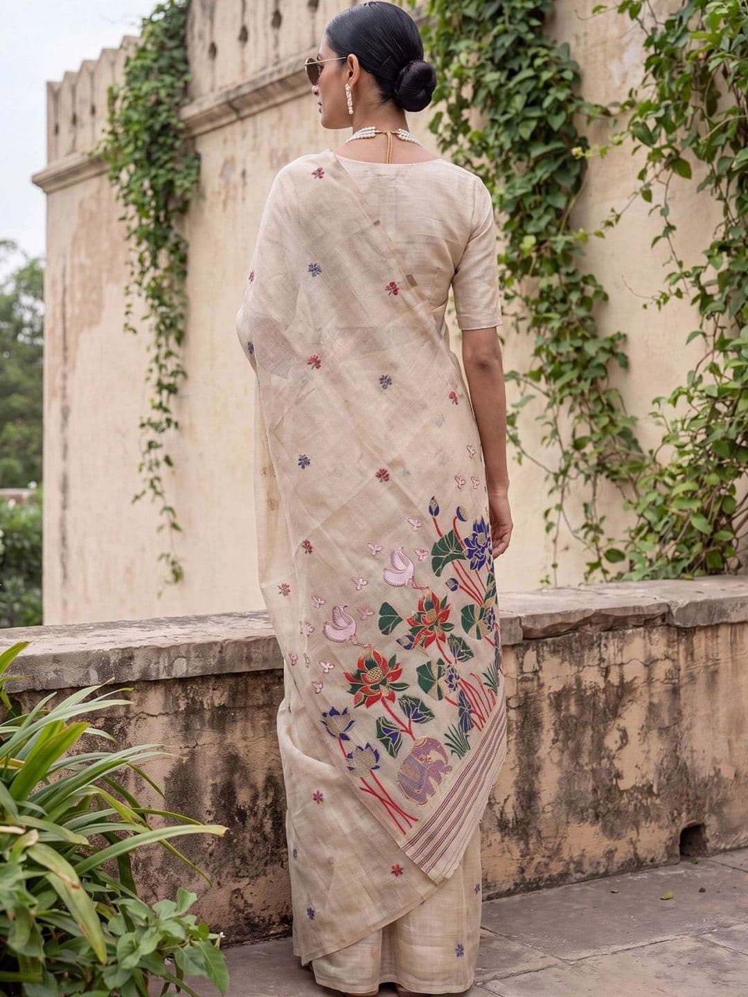 Mitera Kalamkari Embroidered Designer Jamdani Saree thumbnail 2