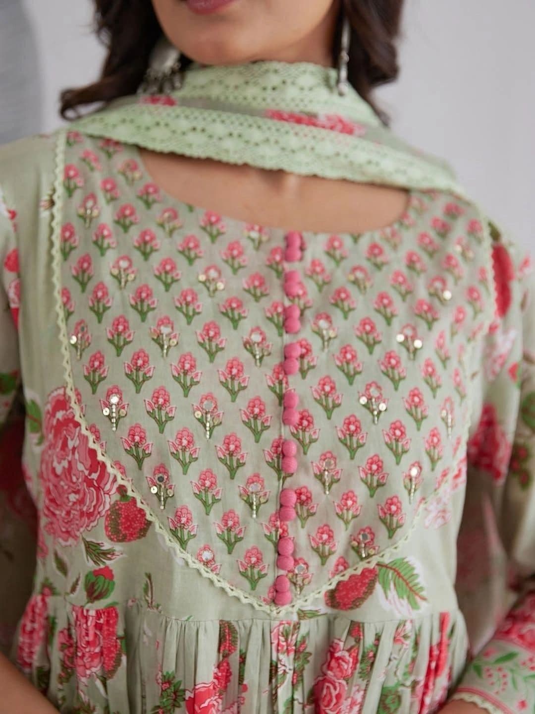 MARIONETTEFASHION Women Floral Printed Empire Sequinned Pure Cotton Kurta with Trousers & With Dupatta thumbnail 2