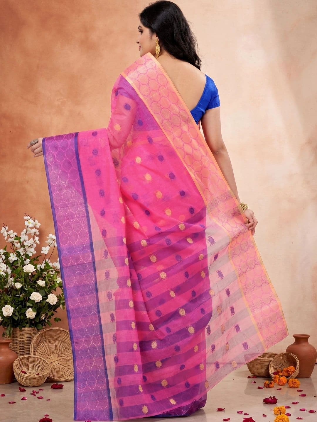 GitAsit Women Woven Design Zari Pure Cotton Handloom Taant Saree thumbnail 3