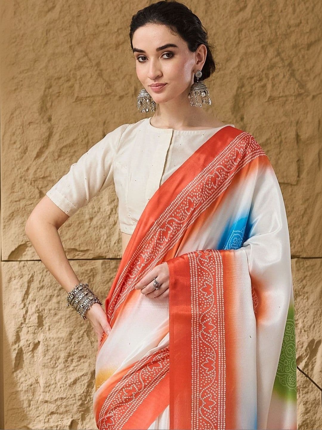 Mitera Women Bandhani Satin Bandhani Saree thumbnail 4