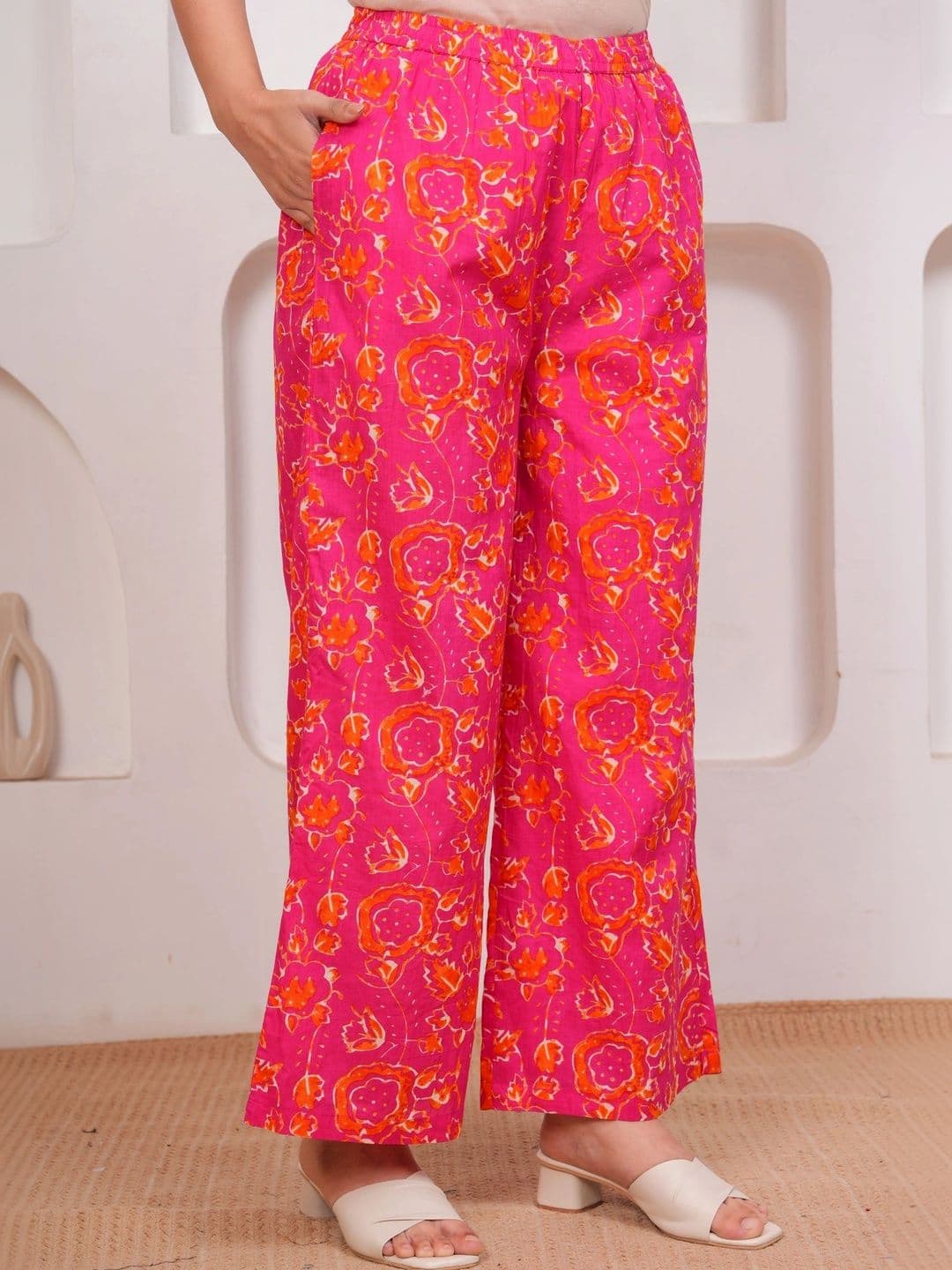 Aramya Women Floral Printed Ethnic Palazzos thumbnail 2