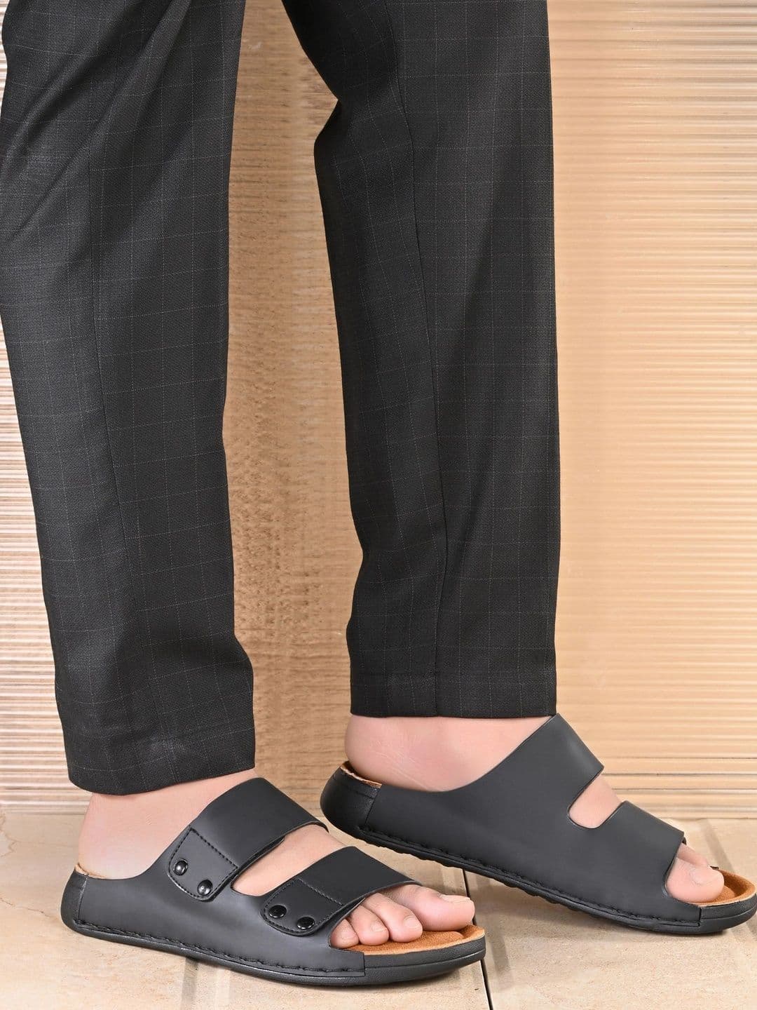 Mast & Harbour Men Comfort Sandals thumbnail 3