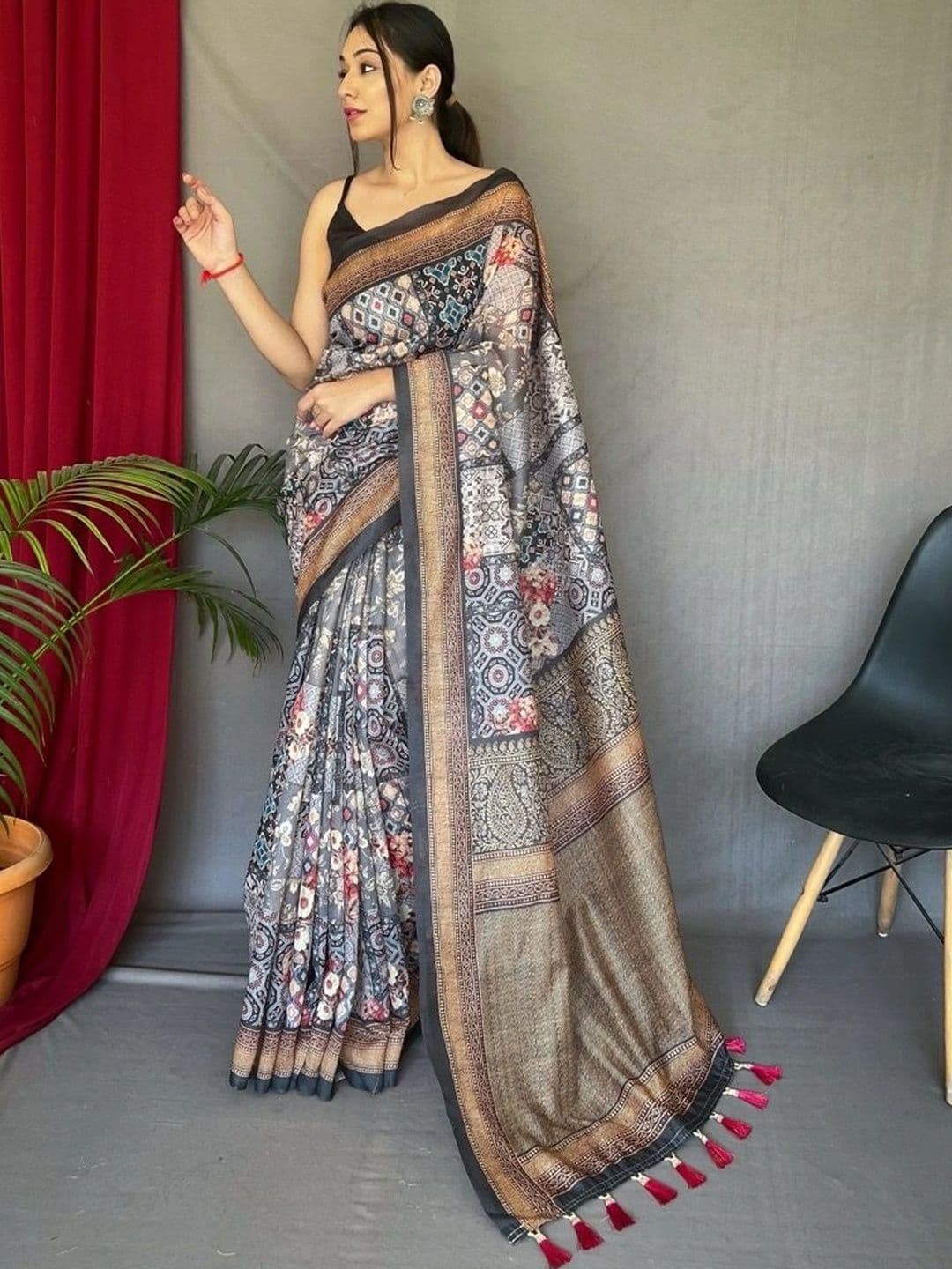 Mitera Kalamkari Saree thumbnail 3
