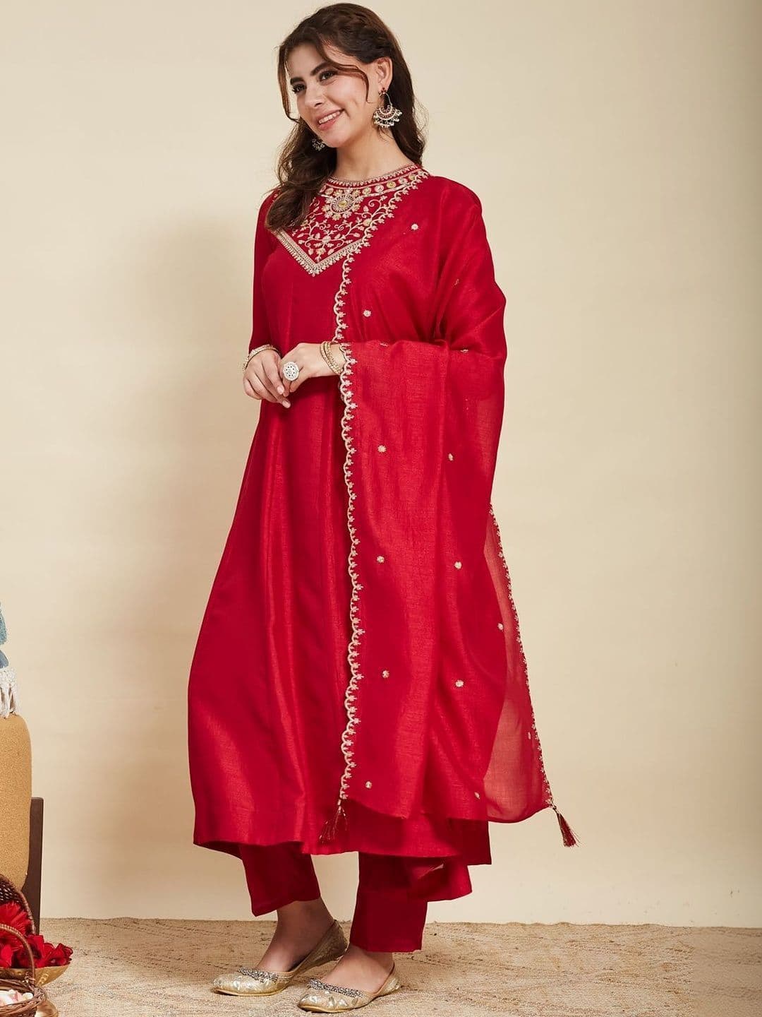MOKOSH Women Silk Embroidered Anarkali Kurta And Pant Set With Dupatta thumbnail 5