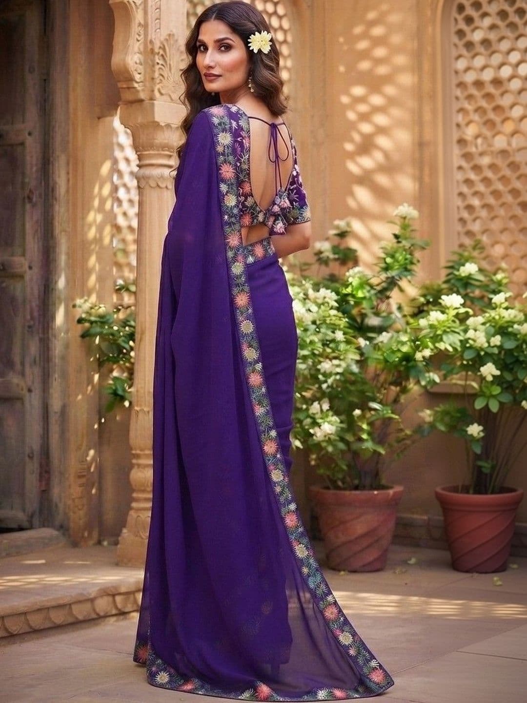 SmileyFashion Floral Art Silk Saree thumbnail 3