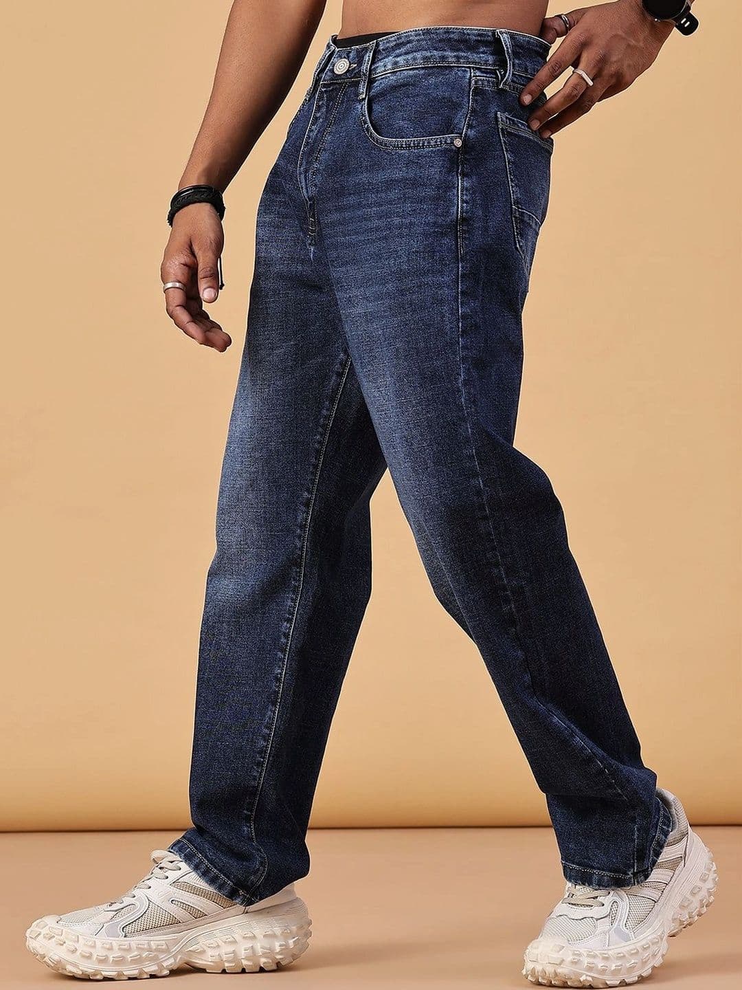 V-Mart Men Regular Fit Mid-Rise Jeans thumbnail 3