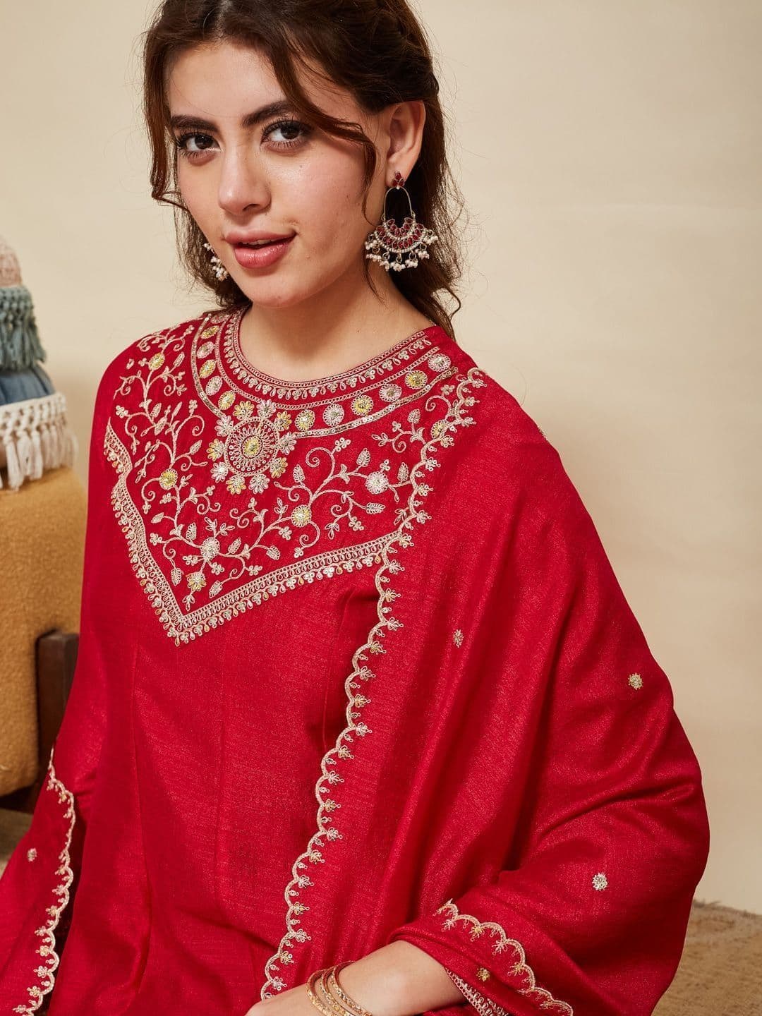 MOKOSH Women Silk Embroidered Anarkali Kurta And Pant Set With Dupatta thumbnail 2