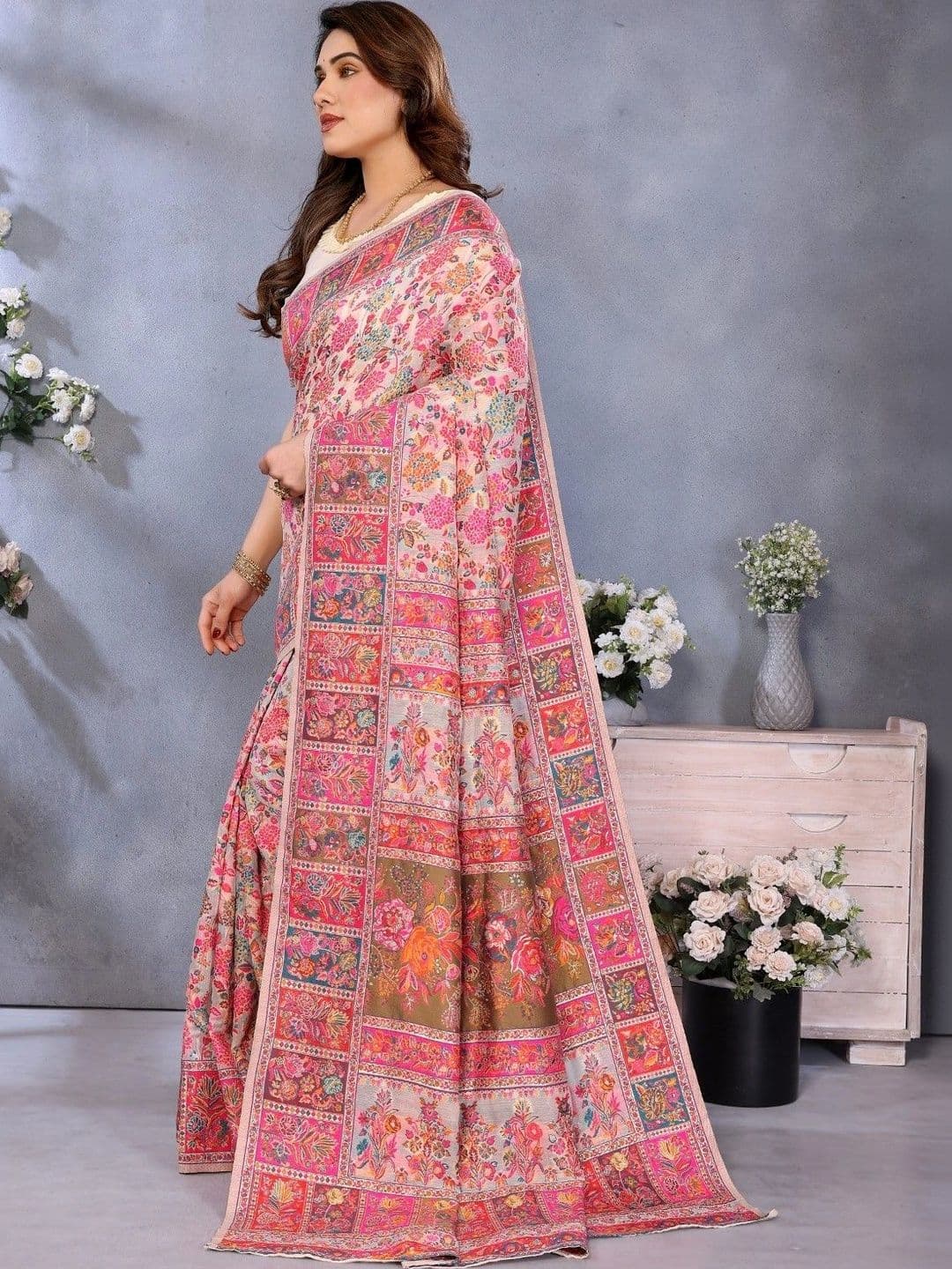 Sangria Paisley Embroidered Pashmina Designer Chanderi Saree thumbnail 2