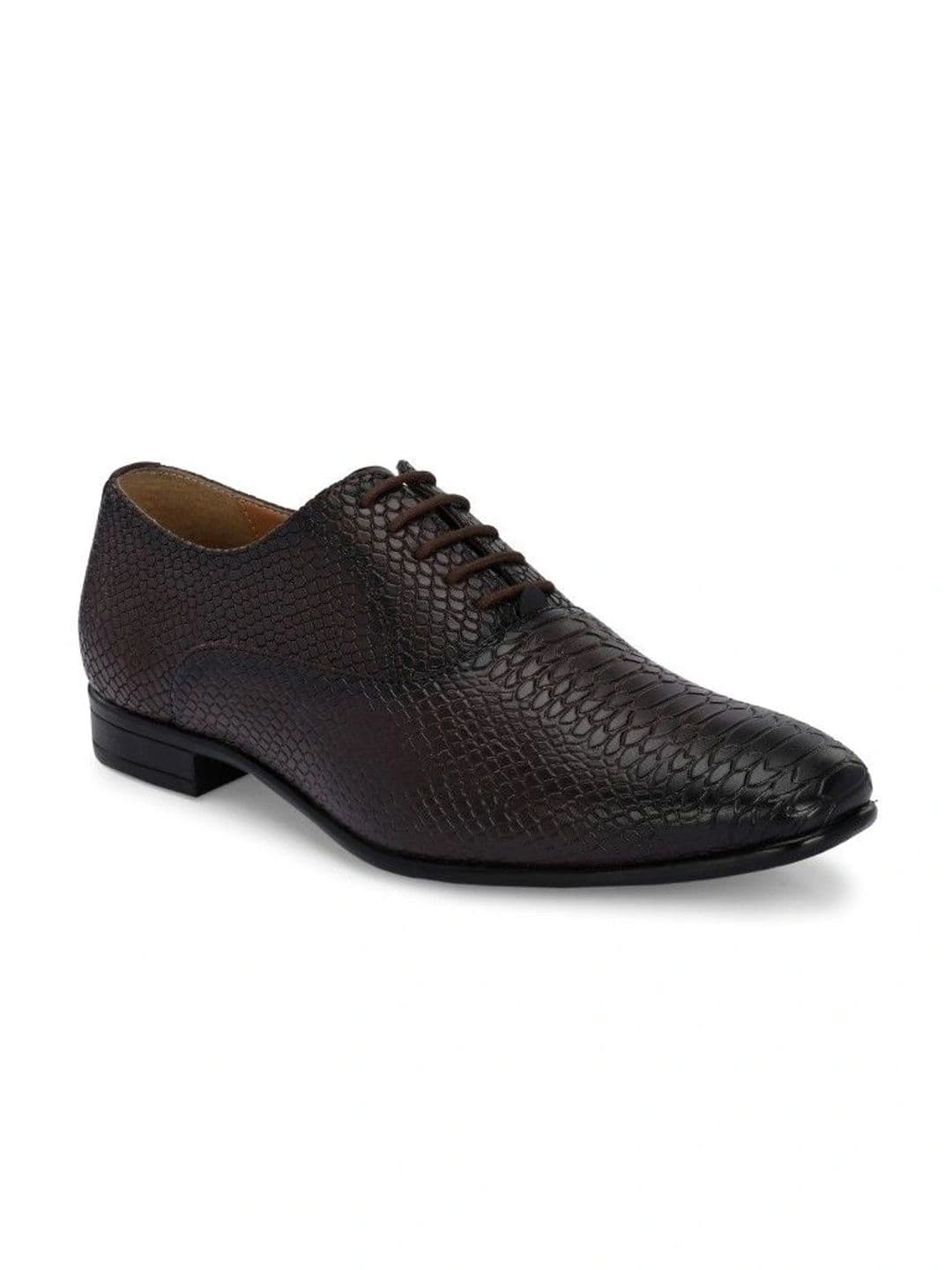 House of Pataudi Men Textured Synthetic Leather Pointed Toe Lace-Ups Oxfords Formal Shoes thumbnail 6