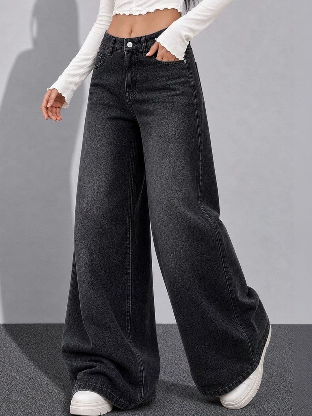 DressBerry Women Comfort Wide Leg High-Rise Light Fade Stretchable Jeans thumbnail 2