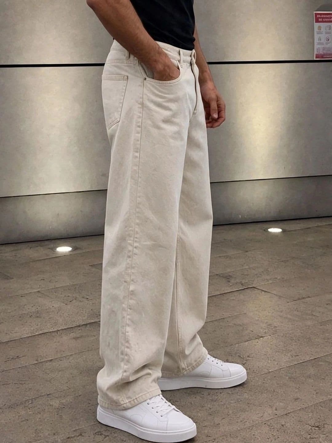 HERE&NOW Men's Off-White Solid Wide-Leg Jeans thumbnail 4