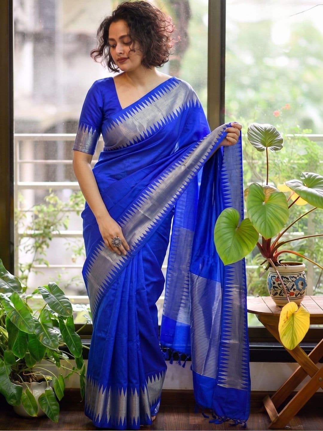 Rare Bello Women Zari Art Silk Handloom Banarasi Saree - view 1