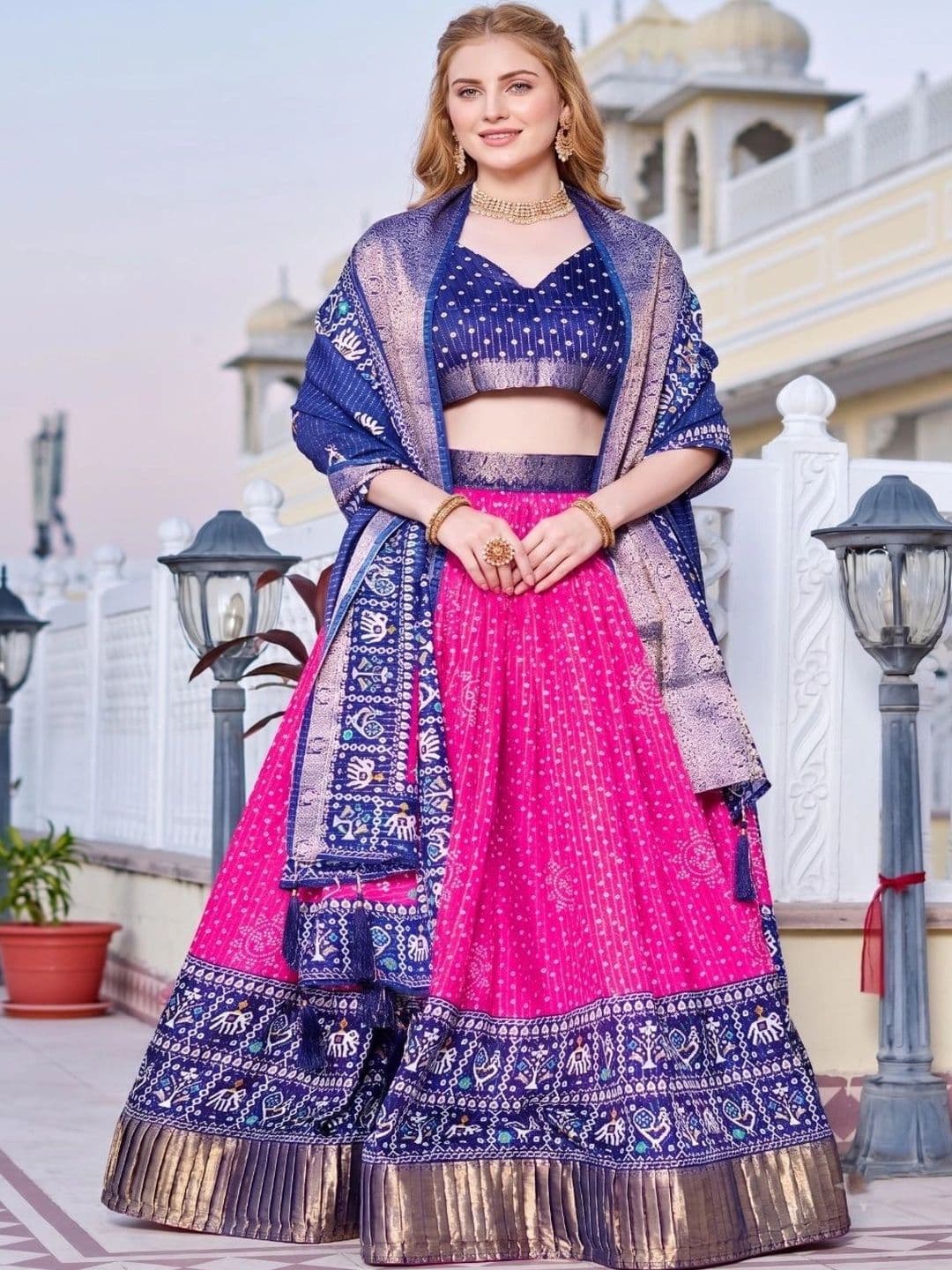 Anouk Semi-Stitched Lehenga & Unstitched Blouse With Dupatta thumbnail 3