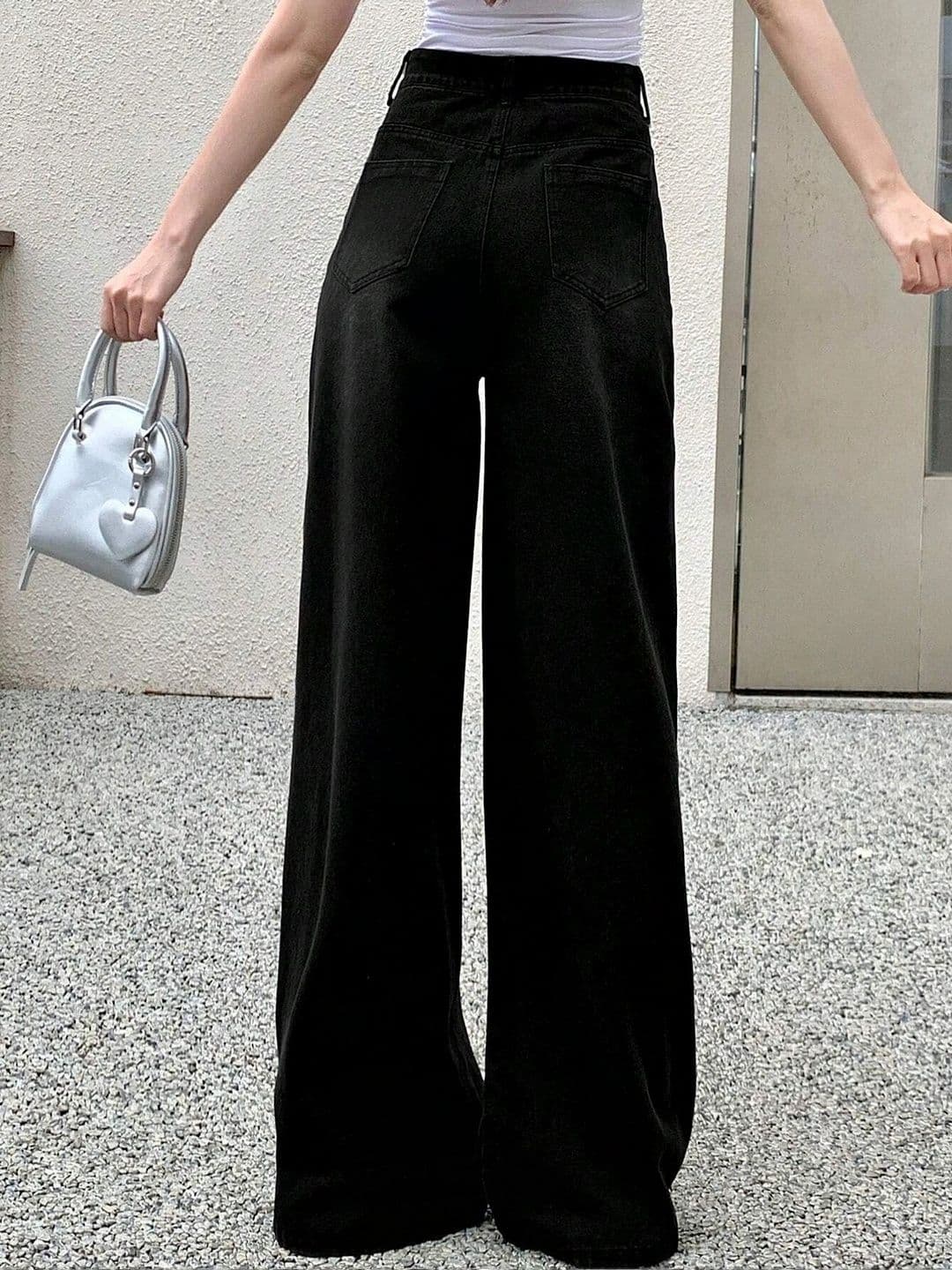 AAV2 Women Wide Leg High-Rise Light Fade Stretchable Jeans thumbnail 2