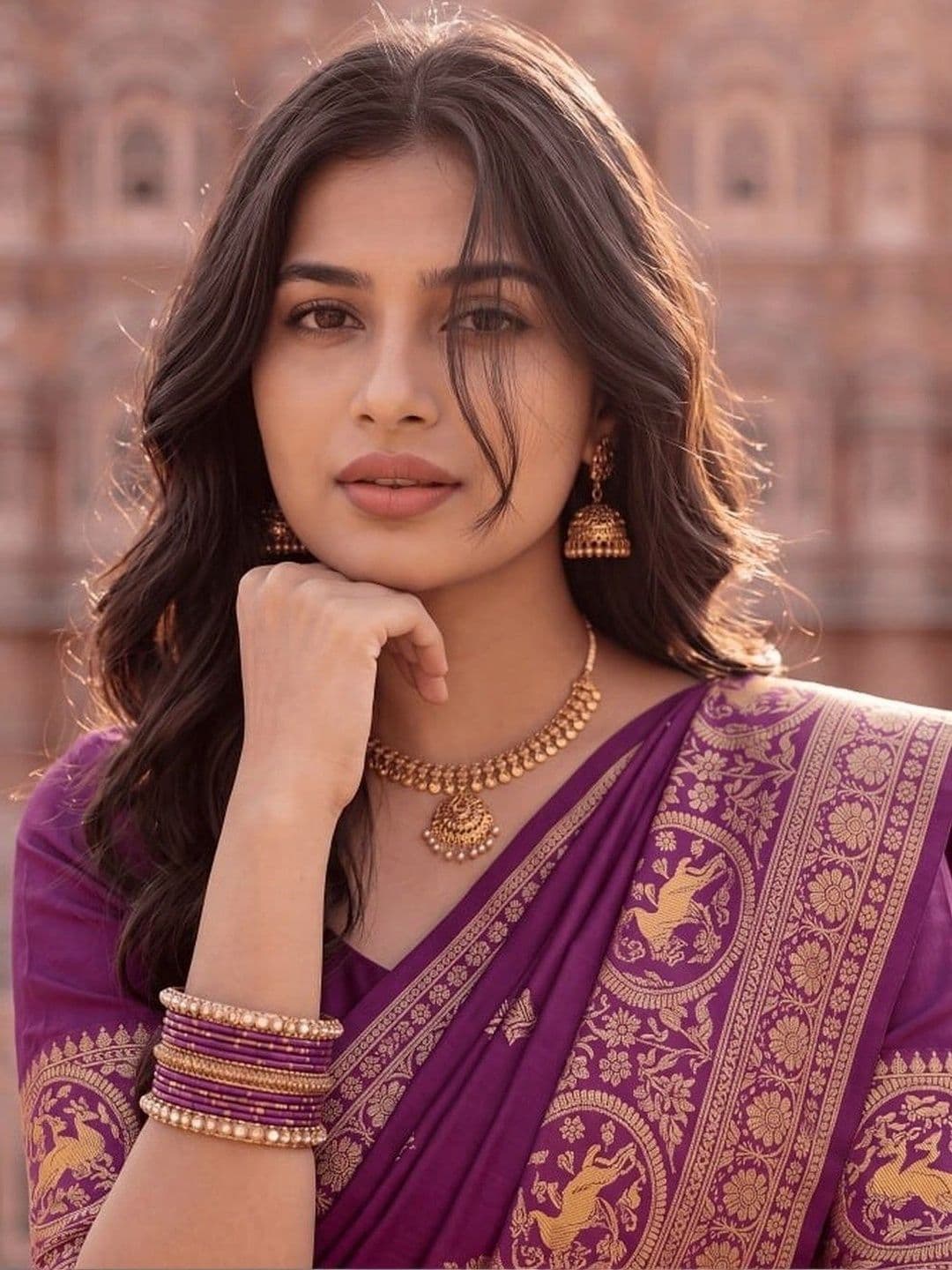KALINI Floral Zari Silk Blend Banarasi Saree thumbnail 2