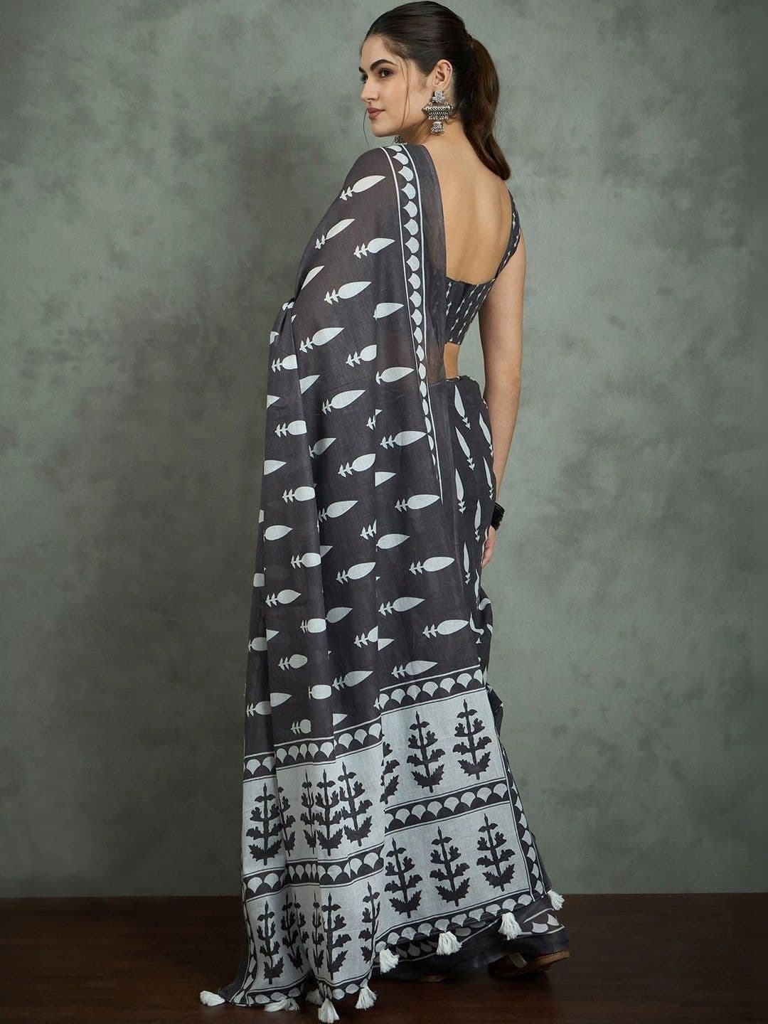 Sangria Bagh Designer Bagh Saree thumbnail 2