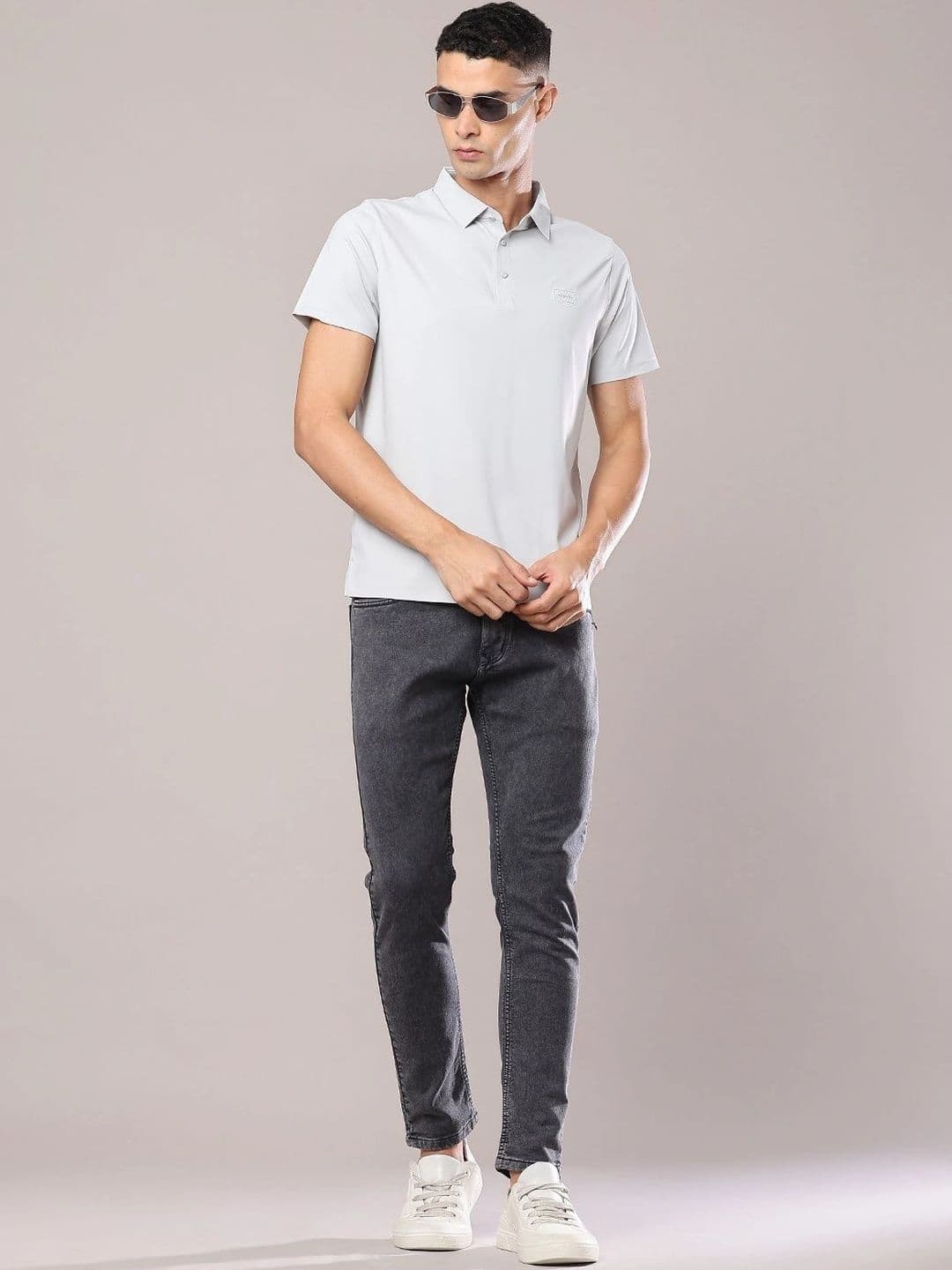 V-Mart Men Regular Fit Mid-Rise Jeans thumbnail 4