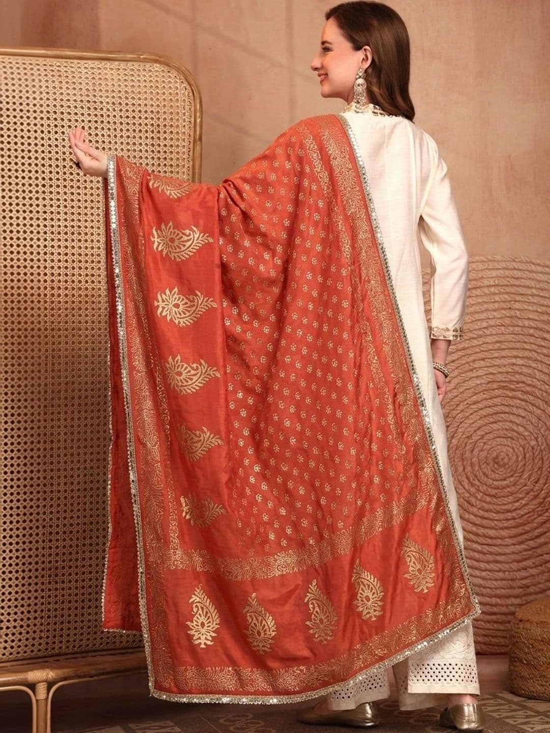 Clora Creation Ethnic Motifs Embroidered Dupatta with Mirror Work thumbnail 2