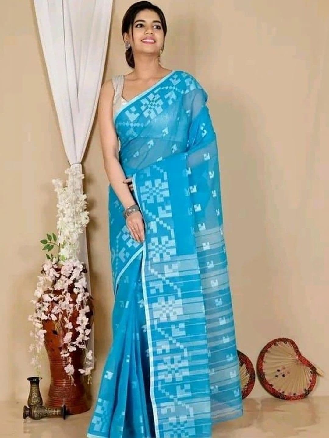 KALINI Woven Design Pure Cotton Taant Saree - view 1