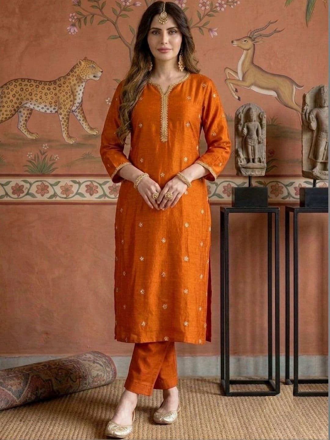 Sangria Women Ethnic Motifs Embroidered Regular Thread Work Pure Silk Kurta with Trousers & With Dupatta thumbnail 6