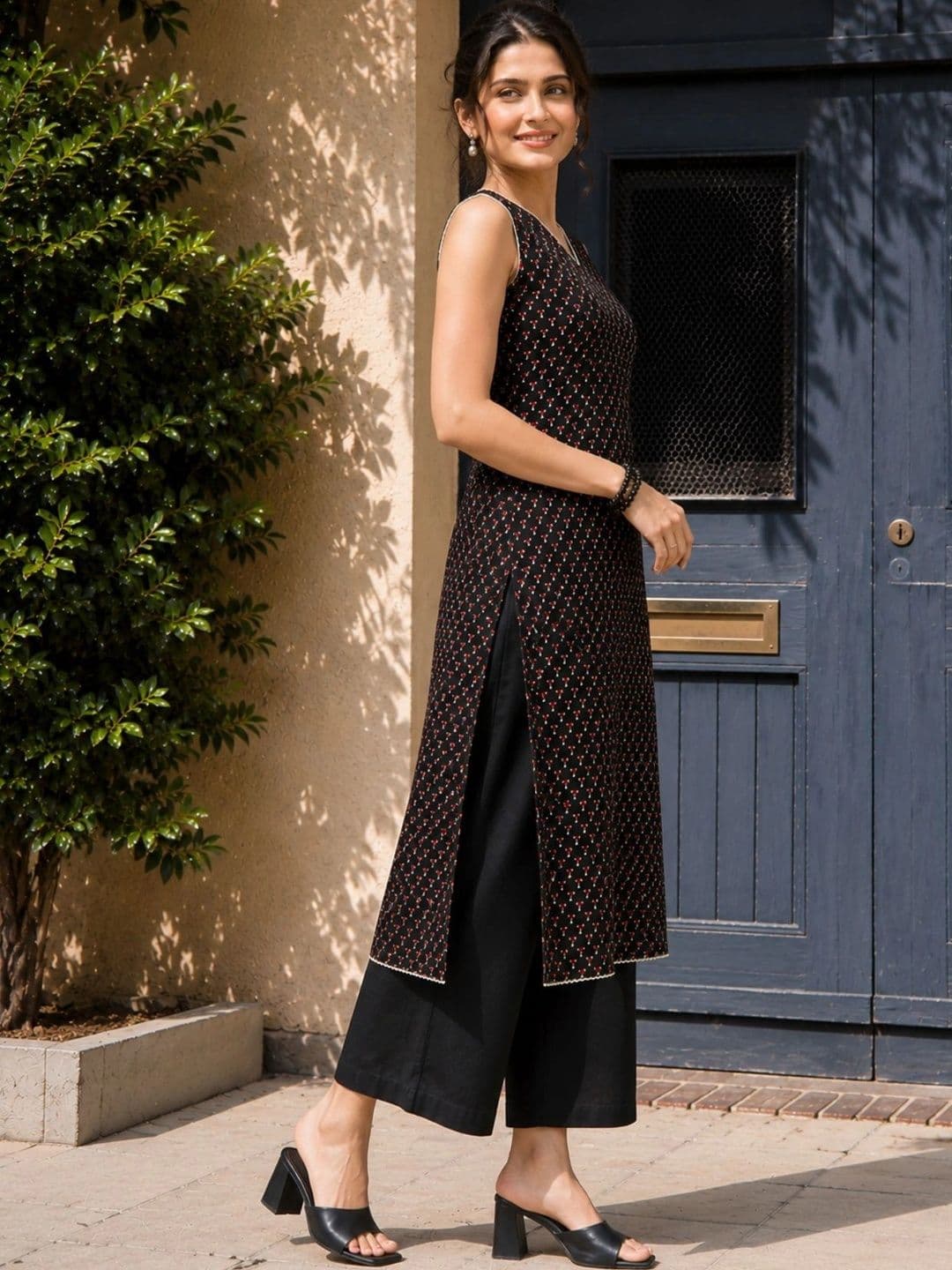 Saanjh Women Ethnic Motifs Printed Kurta thumbnail 2