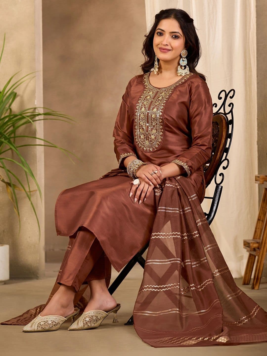 Sangria Women Ethnic Motifs Embroidered Regular Kurta with Trousers & With Dupatta thumbnail 5