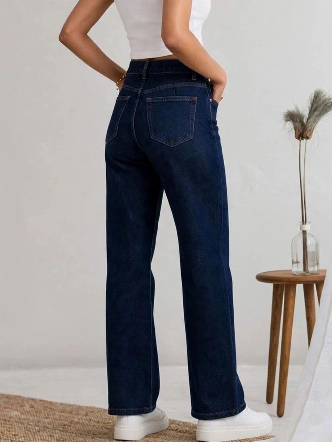 HERE&NOW Women's Dark Indigo Washed High-Rise Straight Leg Jeans thumbnail 2