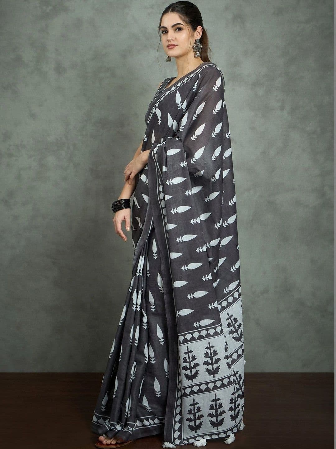 Sangria Bagh Designer Bagh Saree thumbnail 4